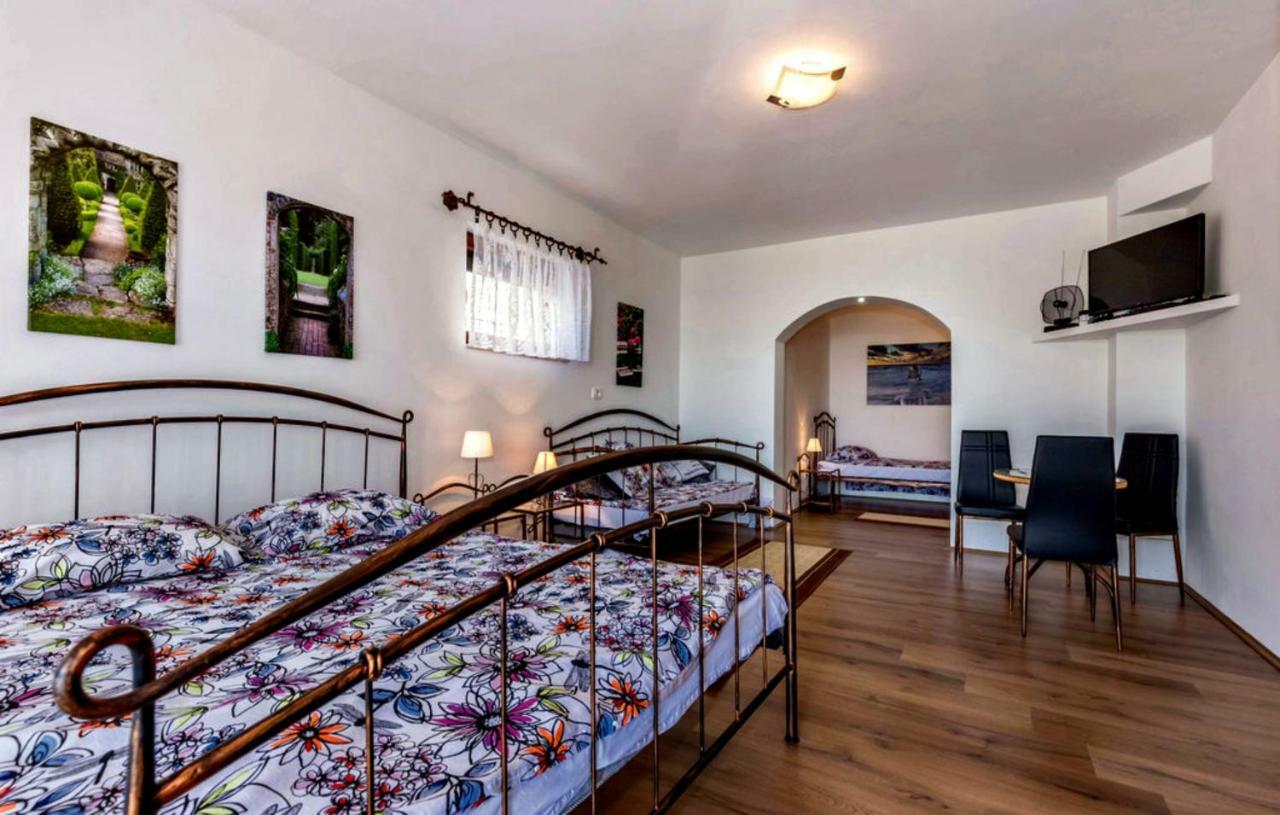 Apartment Anika كوسترينا المظهر الخارجي الصورة